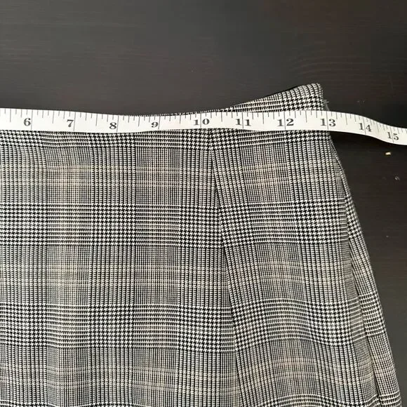 Babaton Plaid Hopper Skirt (Aritzia) - Picture 9 of 10
